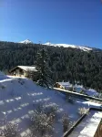 COURCHEVEL 1650, stand. apartment sleeps 8, 100 m gondola, covered parking.