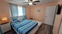 Casa Tipica! 4-bedroom tropical oasis in Merritt Island with heated pool