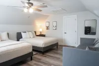 Luxury 7BR Equestrian Estate Farmhouse Near Tryon Equestrian Center/Lake Lure Hotels in Cooper Gap