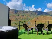 Glamping Villa Transito Hotels in Tenza