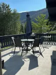 Bear Valley Guesthouse - Parking