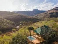 Sasi Bush Lodge Hotels in Uthukela DC