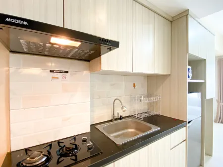 Cozy Stay Studio Tamansari Mahogany Karawang Apartment