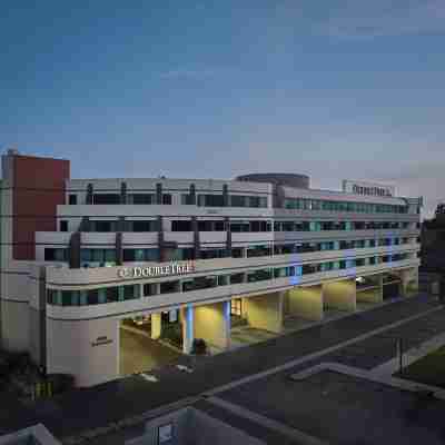 ダブルツリー by ヒルトン・フラートン Hotel Exterior