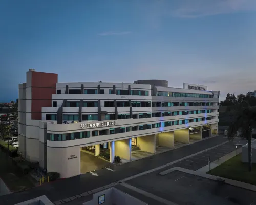 Doubletree by Hilton Fullerton Hotels in Fullerton