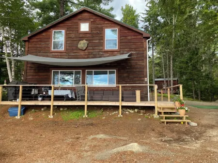 New listing, Sauna, 5-bedroom Lake House on Millinocket Lake,BSP, Paddle boards