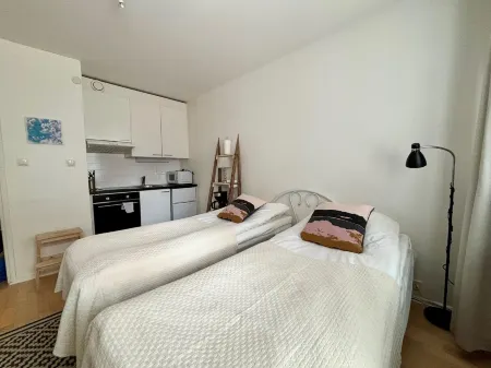 KotiYksiö Mignon Отели рядом с достопримечательностью «Isku Areena»