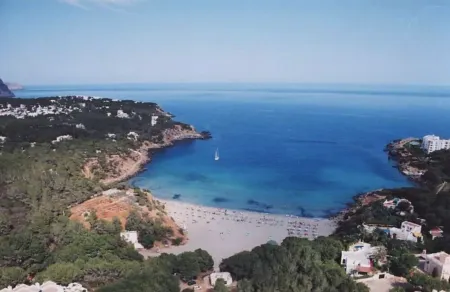 New charming sea view apartment | Walking distance to Cala Llenya