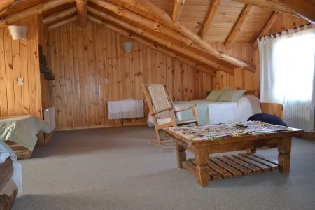 Argentinian Patagonia Andes ski, lake and mountainview