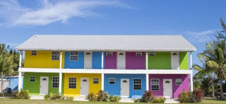 CocoPlum: Sandy Isle Escapes -formally Shoreline Beach Club Отели в г. Rolleville