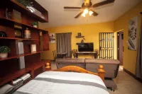Cozy Studio Room with Private Entrance Buckley's Hotels in Basseterre