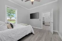“New listing” The Blue Farm House!!!
