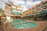 Aturukan Hotel - Pools
