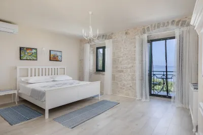 Last minute for June - romantic villa with pool and BBQ, 6 min from the sea Hotels near Wings Monument