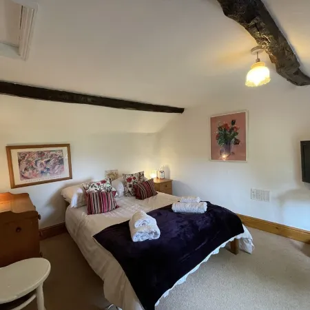 Camp Cottage the perfect  escape and hideaway for a couple and  dogs