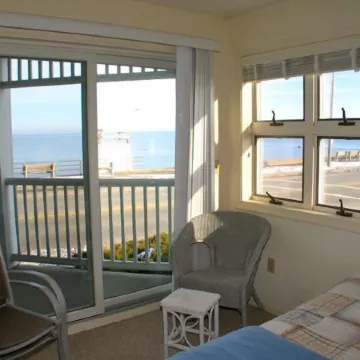 Spacious Waterview Condo - Steps To The Beach, Right Across The Street!