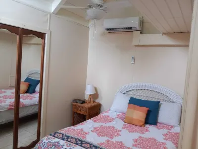 Enjoy A Lovely Ocean View From Patio Of This Sealofts Unit Hotels near South Peninsula
