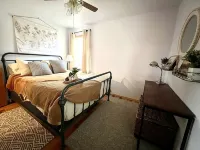 A two-bedroom mountain cabin with a priceless view