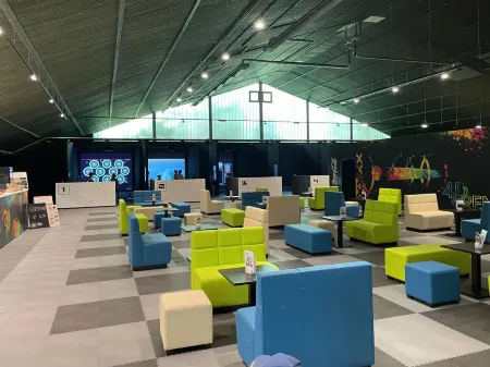 ALPINE VIEW: Vacation in the mountain forest - with a large indoor pool & unforgettable panorama