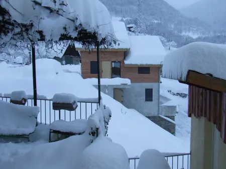 Vaujany, Alpes d'Huez, Ski, Bike, Hike, Trail Chalet 40m2 2/5p,