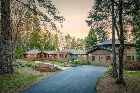 Escape to Nevada City’s Round House Retreat.