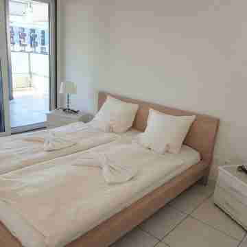 Cozy, central, close to the lake Rooms