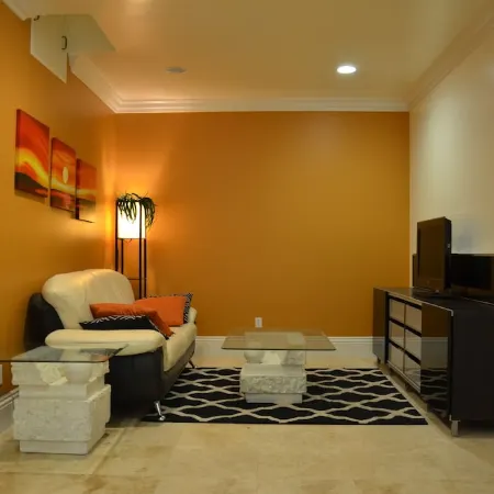Spacious Mountain View 1B/1B In-law Suite