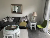 The Palms on Bermuda:A tropical Oasis 100m to the Harbour’s edge. 원 트리 포인트 호텔