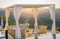 Villa with fantastic view, heated pool