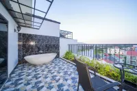 JM Hoi An Beach Hotel