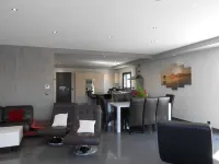 Large contemporary villa Frontignan beach