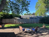 Cozy 3 bedroom home walkable to Oakway & Autzen Stadium