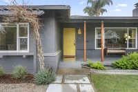 The Dazey Oasis I Pool