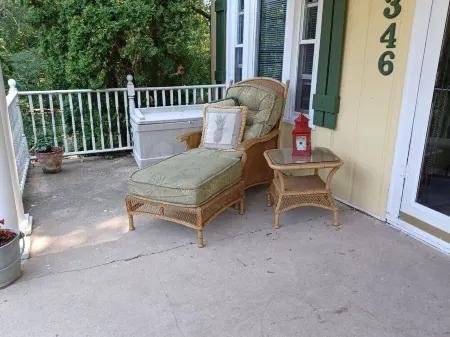 Beautiful and Cozy With 5 Bedrooms