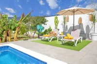 Heated private pool Hotels in Valle de Guimar