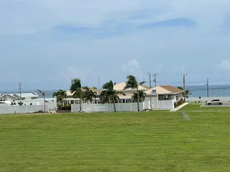 Cheerful Vacation Home Отели в г. Лусеа