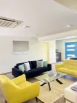 Villa Blue Heaven- 4BR-4BA-4BE, 2 min drive to BEACH!