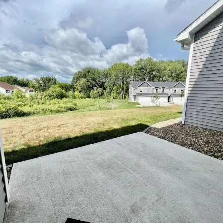 Spectacular Cedar Falls Townhome!