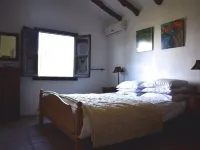 Characterful, Stylish 'Finca' with Heated Pool & Mountain Views (Beach 25 mins) Hotels in Competa