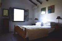 Characterful, Stylish 'Finca' with Heated Pool & Mountain Views (Beach 25 mins)