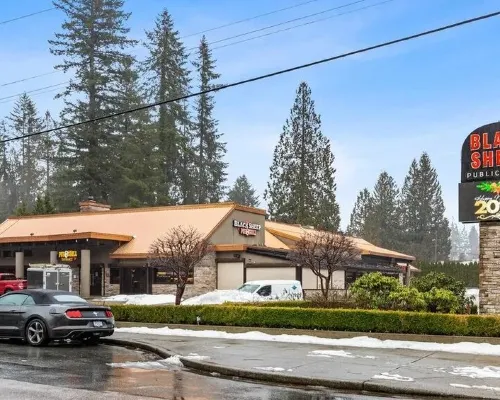 Cozy NEW basement suite located in beautiful Silver Valley, Maple Ridge Hotels in Maple Ridge