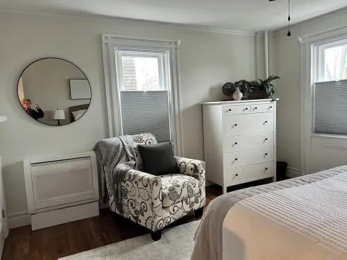 Just Renovated-Downtown Plymouth-America's Hometown-Spacious-Parking-Yard & MORE