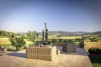 Agriturismo San Carlo - I Reucci Trilo apartment with pool, garden, wifi