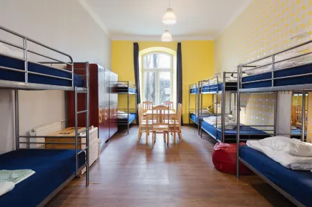 Atlantis Hostel