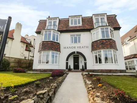 Manor Heath - the Penthouse Отели в г. Скалби