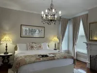 Meadows Inn - Bed and Breakfasts