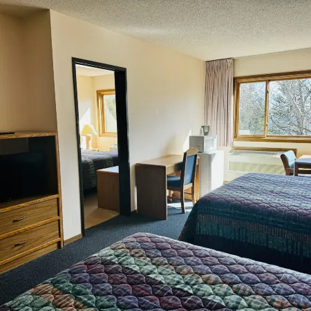 Aspen Lodge Hotels in Cook County