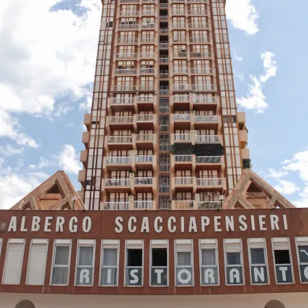 Hotel Scacciapensieri