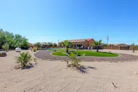 Casa Vista 4 Bedroom Home by RedAwning