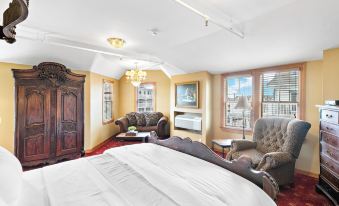 Majestic Hotel